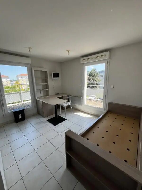 Appartement à louer, 20m², Saint-Etienne
