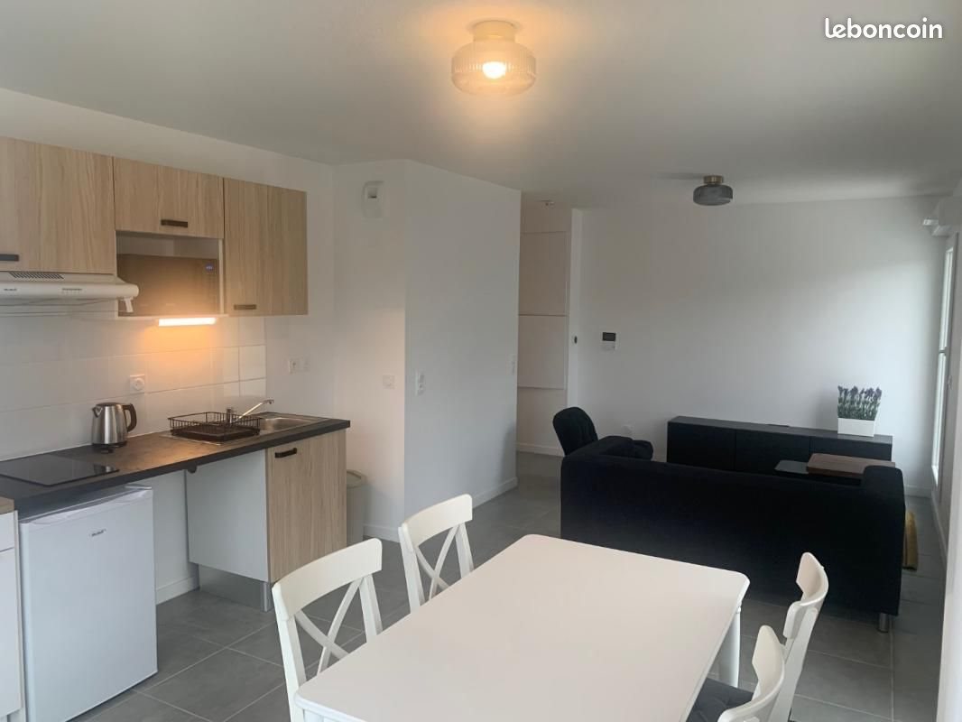 Appartement à louer, 49m², Lormont