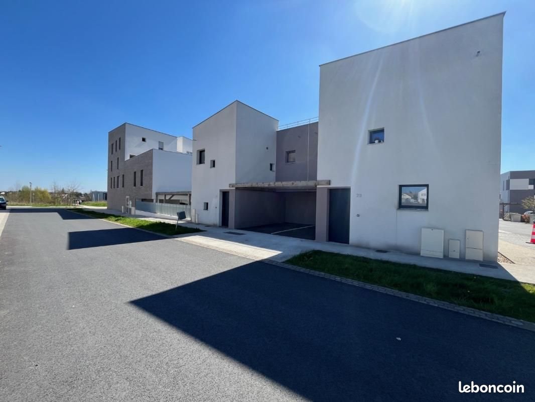 Appartement à louer, 66m², Bruyères-le-Châtel