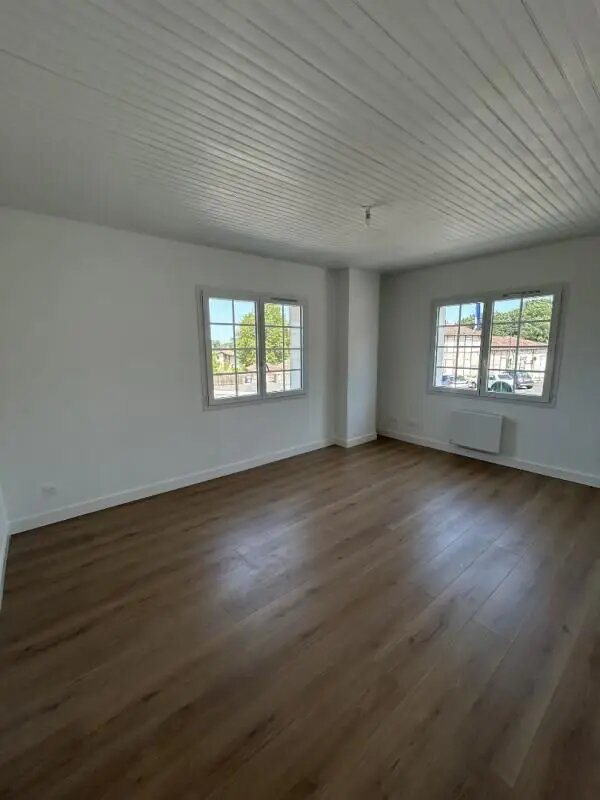 Maison à louer, 92m², Léon