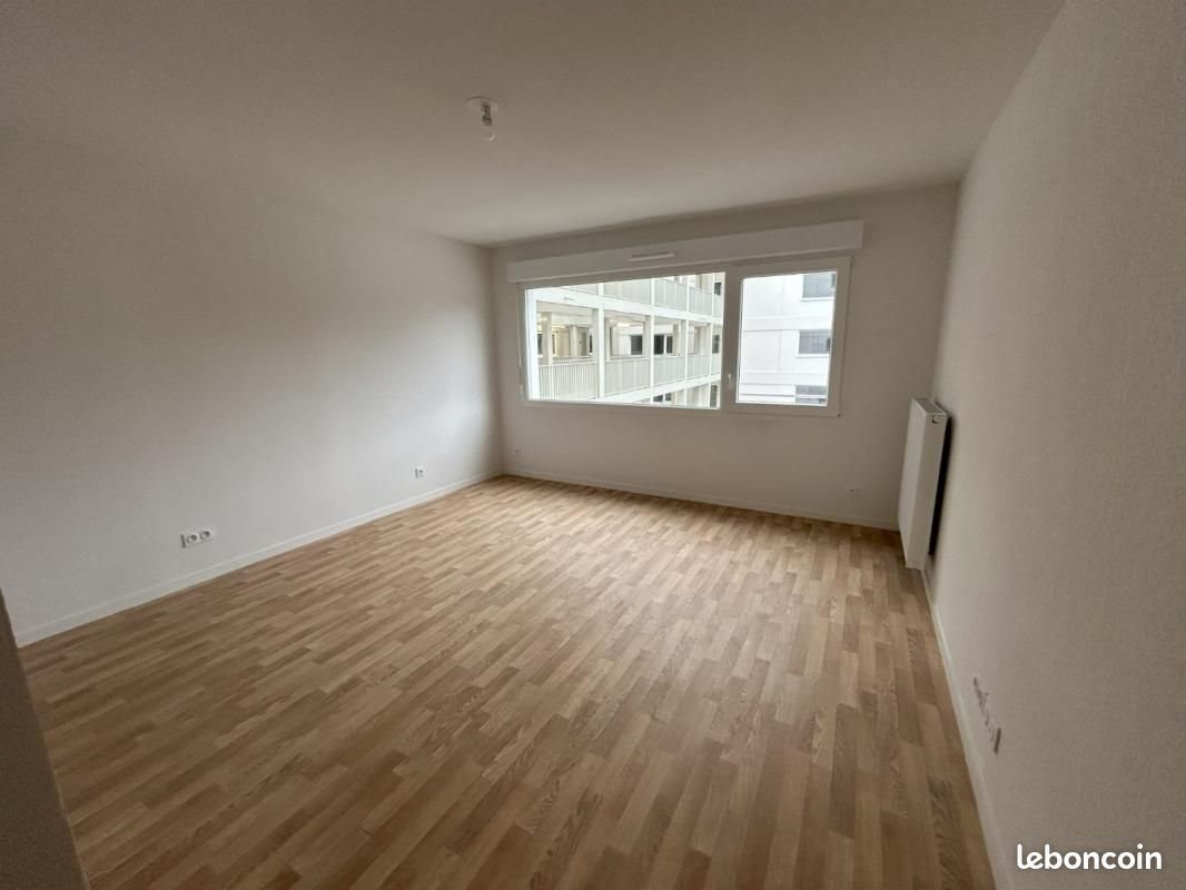 Appartement à louer, 26m², Lormont