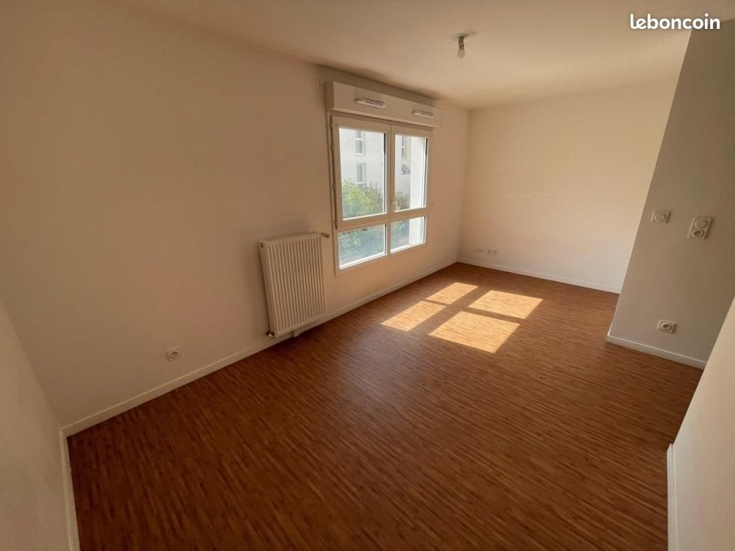 Appartement à louer, 26m², Livry-Gargan