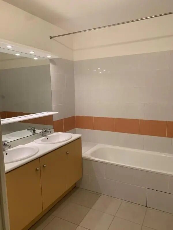 Appartement à louer, 54m², Niort