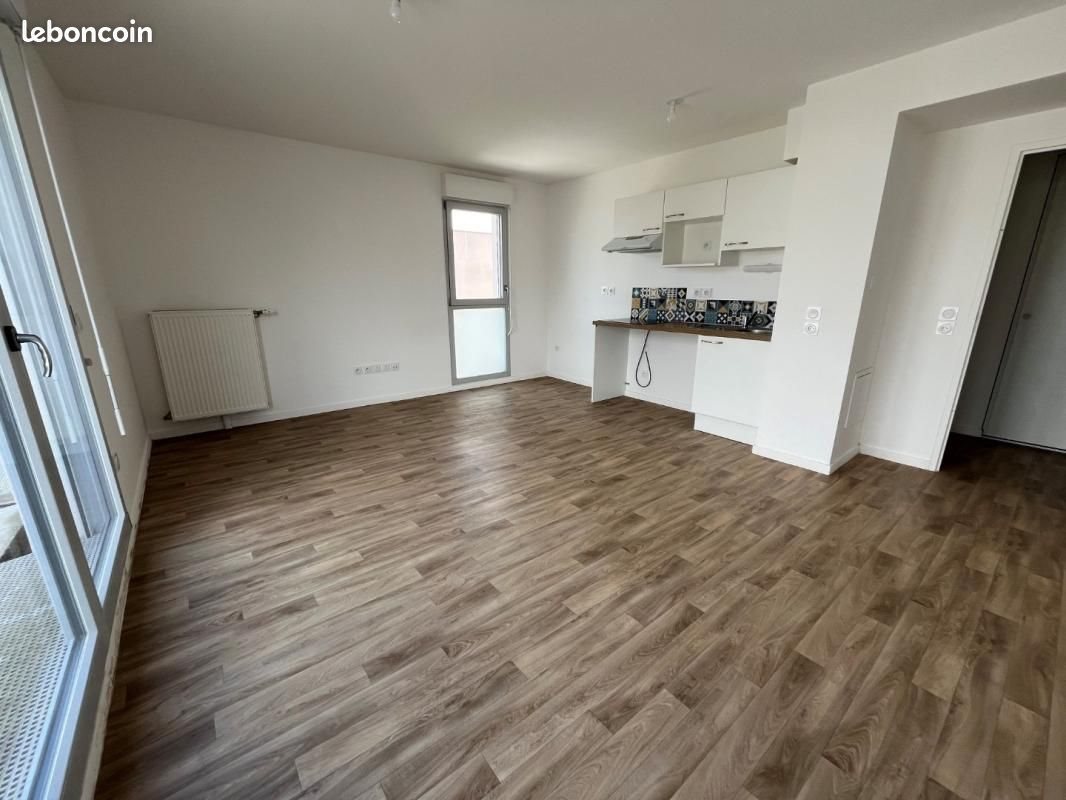Appartement à louer, 60m², Bruyères-le-Châtel