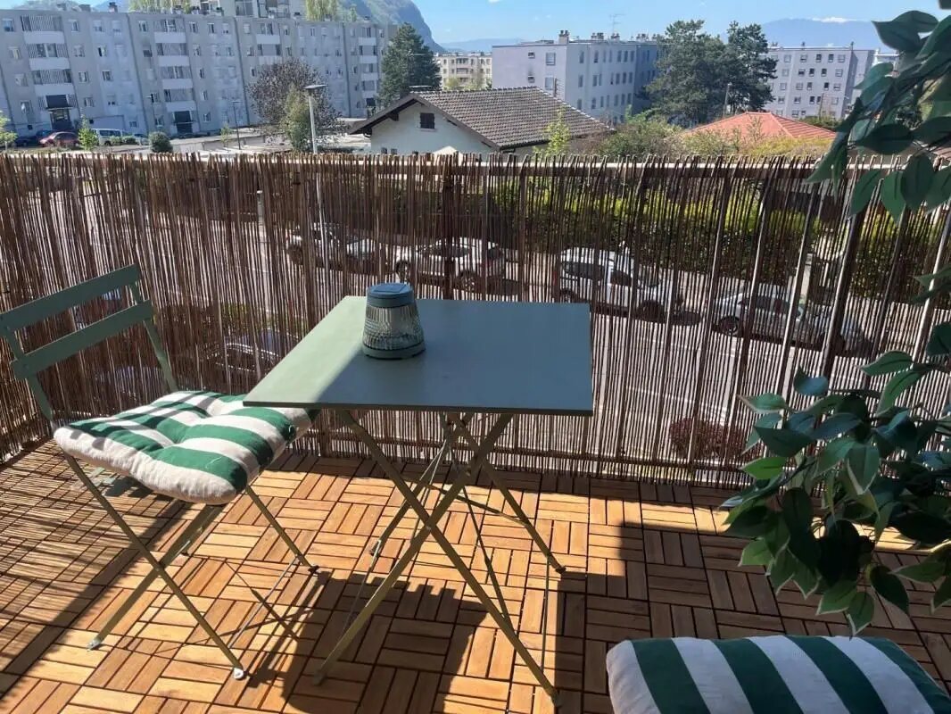 Appartement à louer, 79m², Vétraz-Monthoux