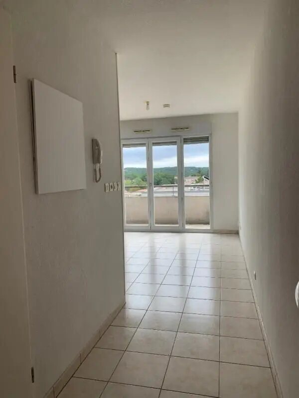 Appartement à louer, 19m², Angoulême
