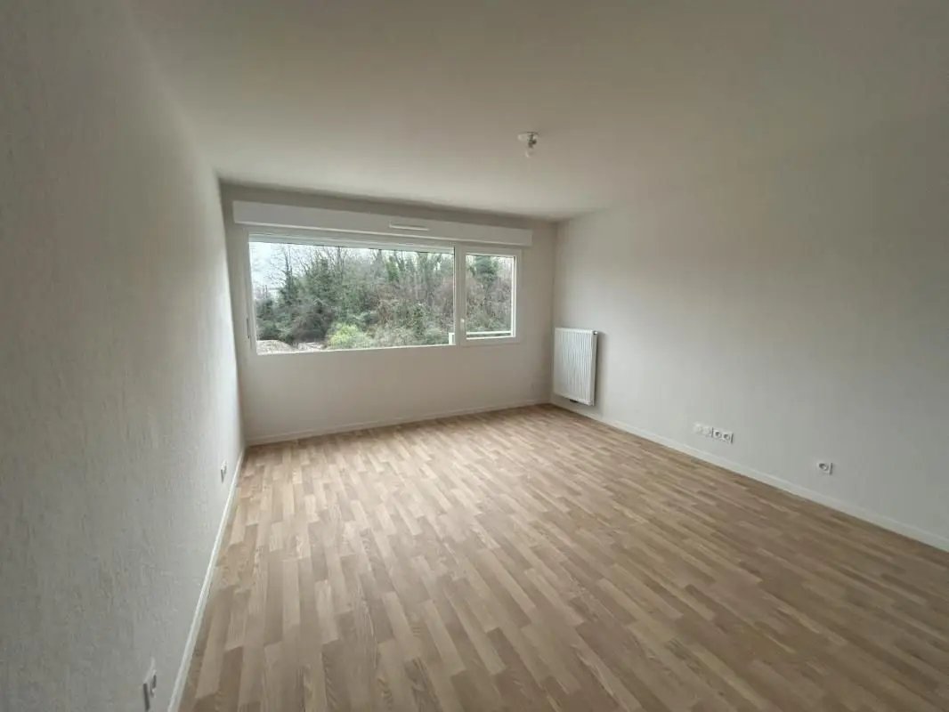 Appartement à louer, 25m², Lormont