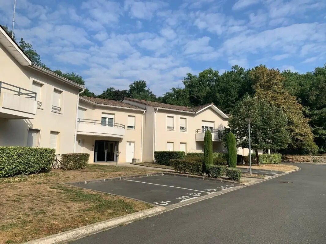 Appartement à louer, 55m², Cognac