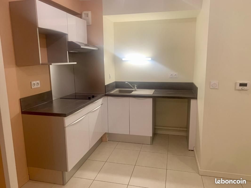 Appartement à louer, 41m², Pessac