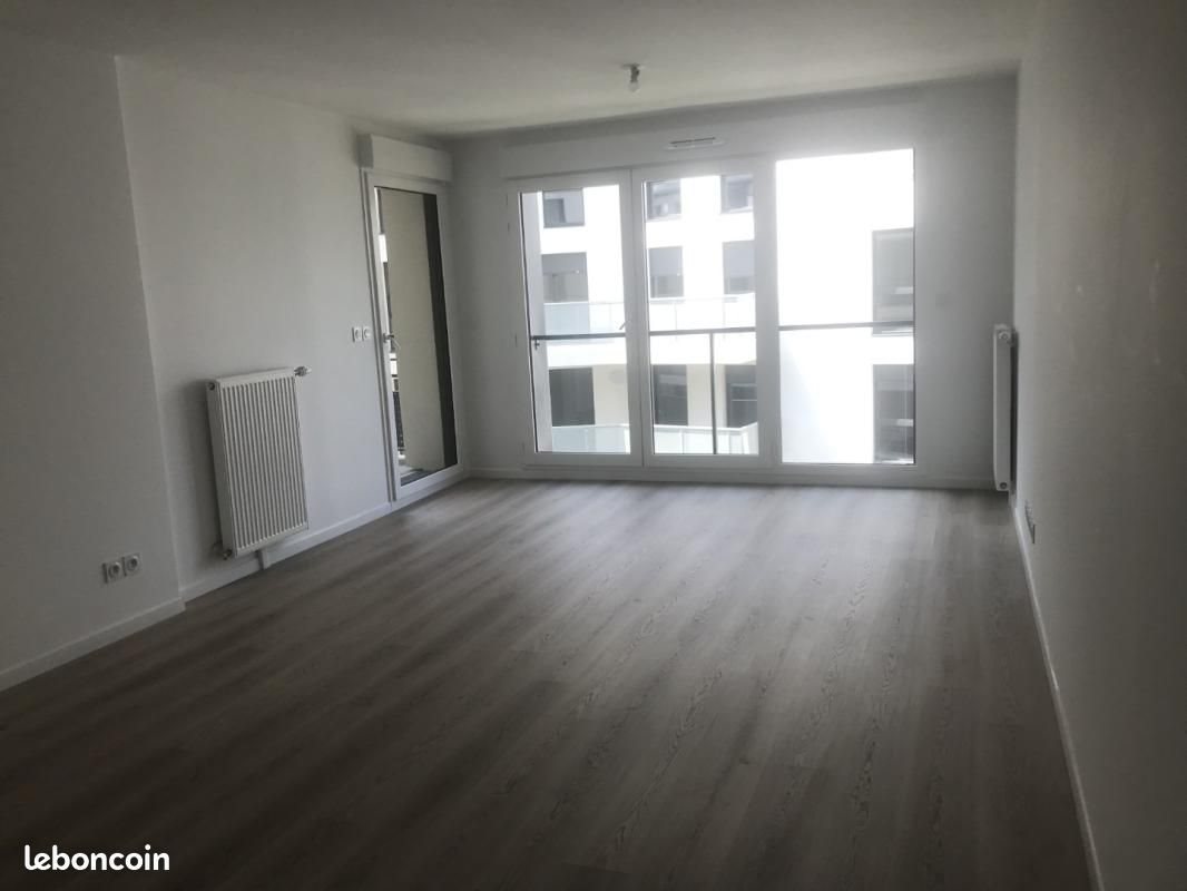 Appartement à louer, 65m², Colombes