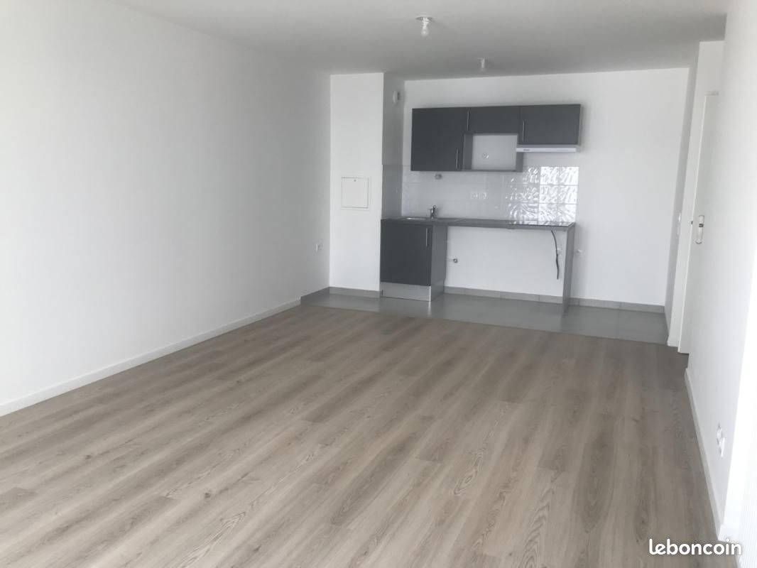 Appartement à louer, 65m², Colombes