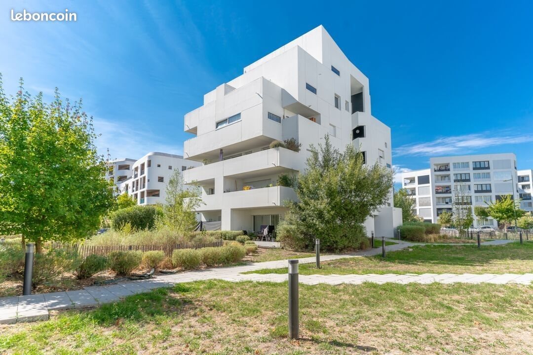 Appartement à louer, 43m², Bègles