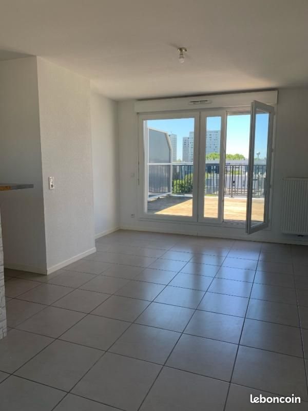 Appartement à louer, 64m², Lormont