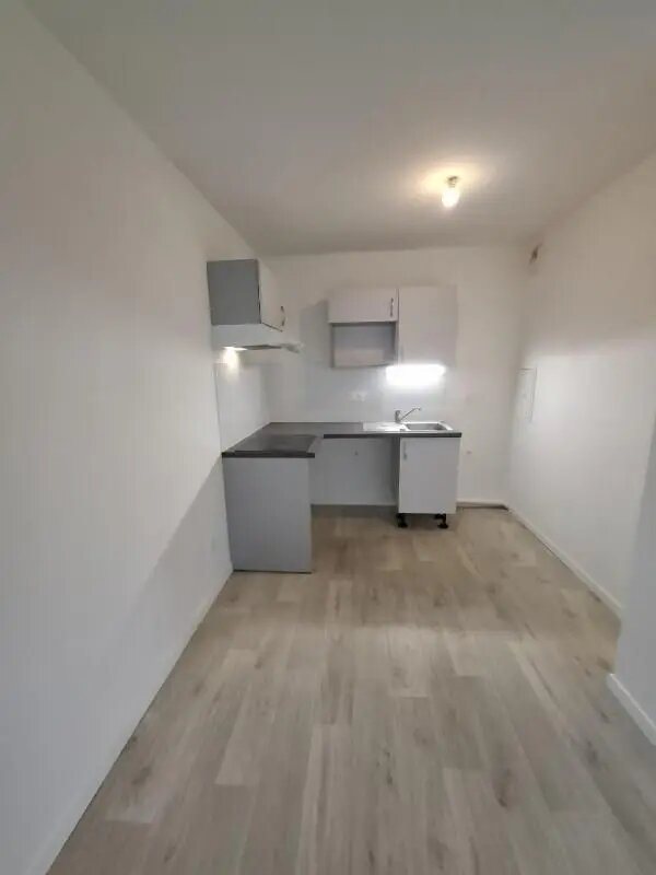 Appartement à louer, 61m², Melun