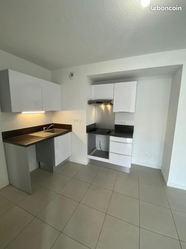Appartement à louer, 85m², Pessac