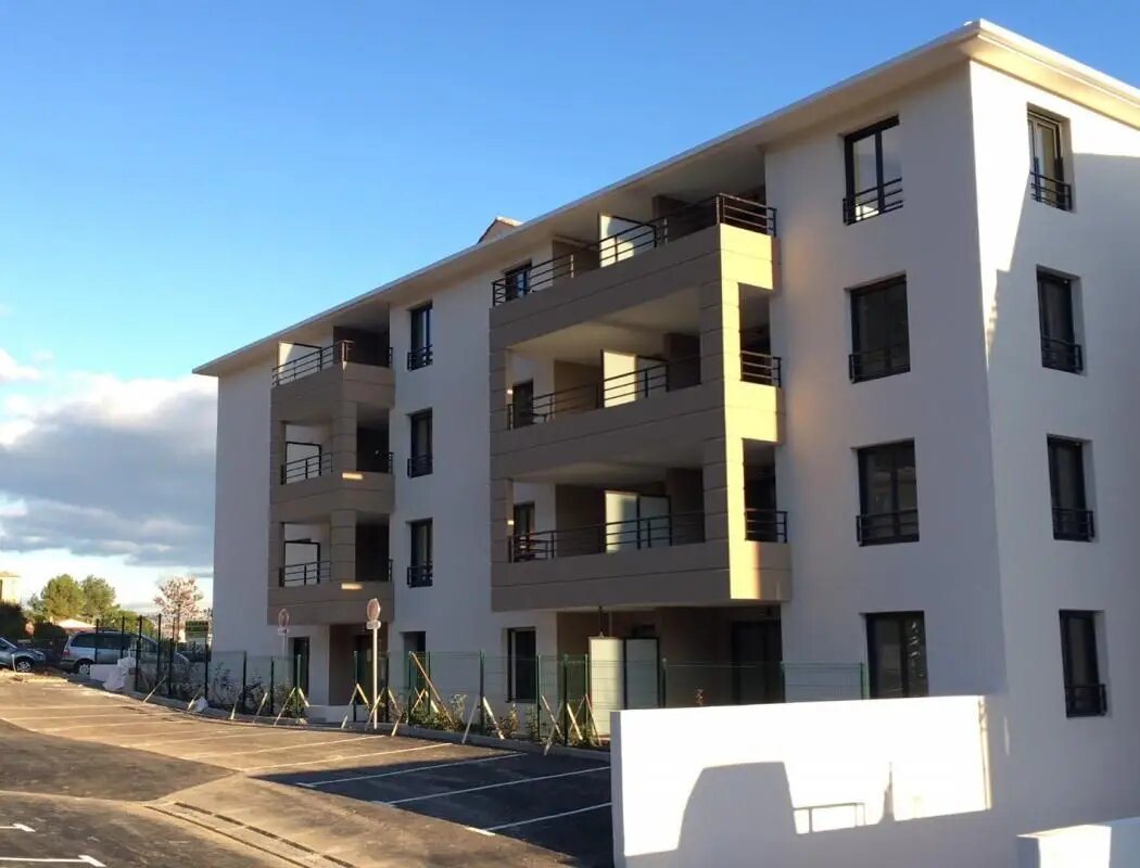 Appartement à louer, 60m², Le Luc