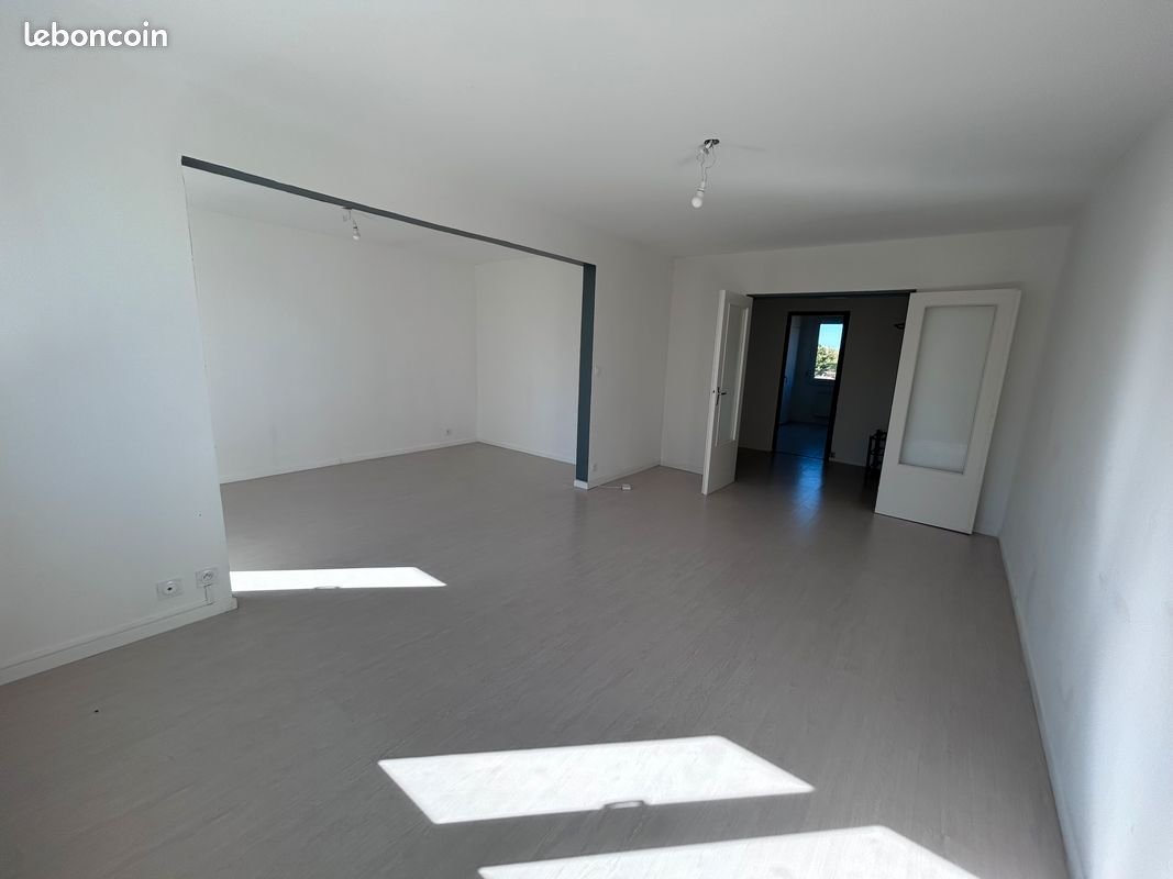 Appartement à vendre, 79m², Montbrison