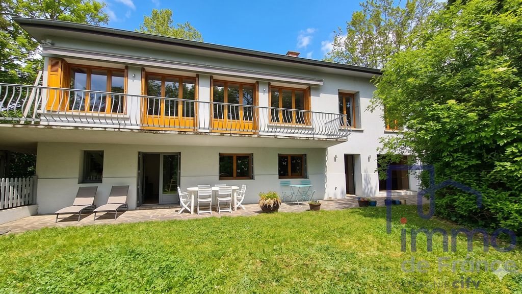 Maison à vendre, 216m², La Tour-en-Jarez