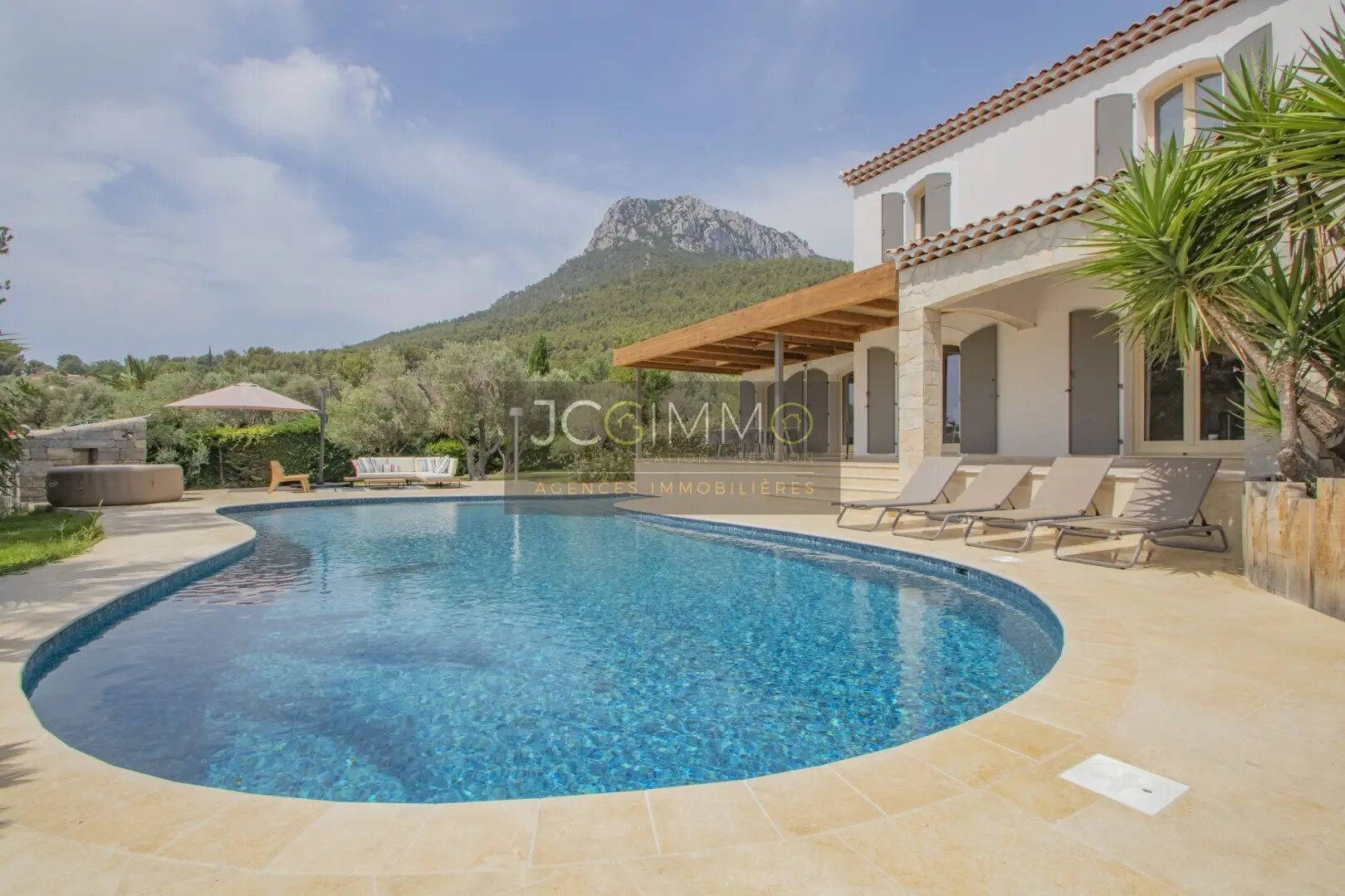 Maison à vendre, 220m², La Farlède