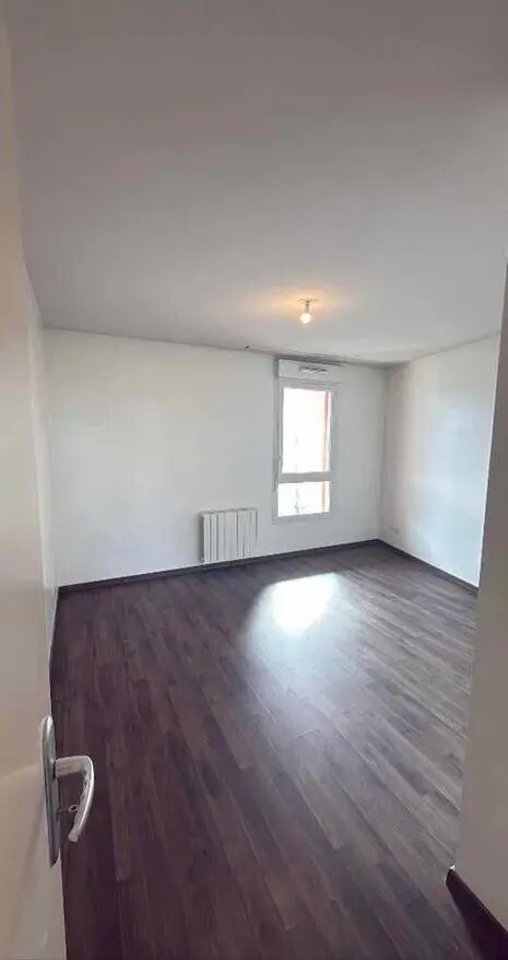 Appartement à louer, 64m², Vénissieux