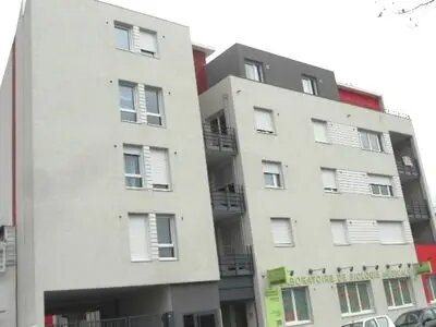 Appartement à louer, 64m², Vénissieux