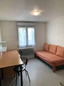 Appartement à louer, 18m², Saint-Etienne