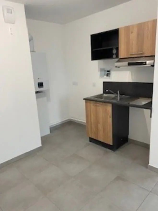 Appartement à louer, 53m², Vénissieux