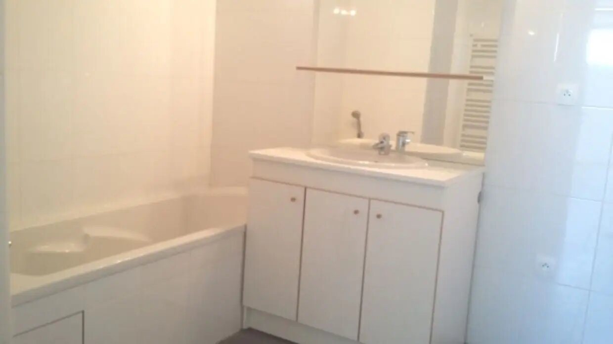 Appartement à louer, 46m², Saint-Priest