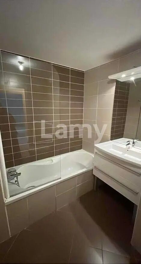 Appartement à louer, 42m², Lyon 8ème