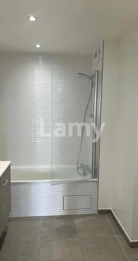 Appartement à louer, 74m², Saint-Fons