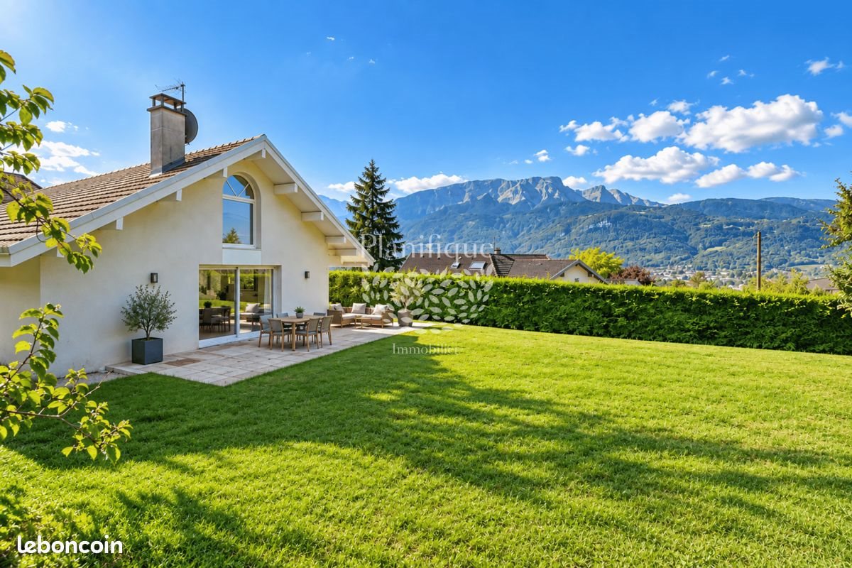 Maison à vendre, 176m², Thyez