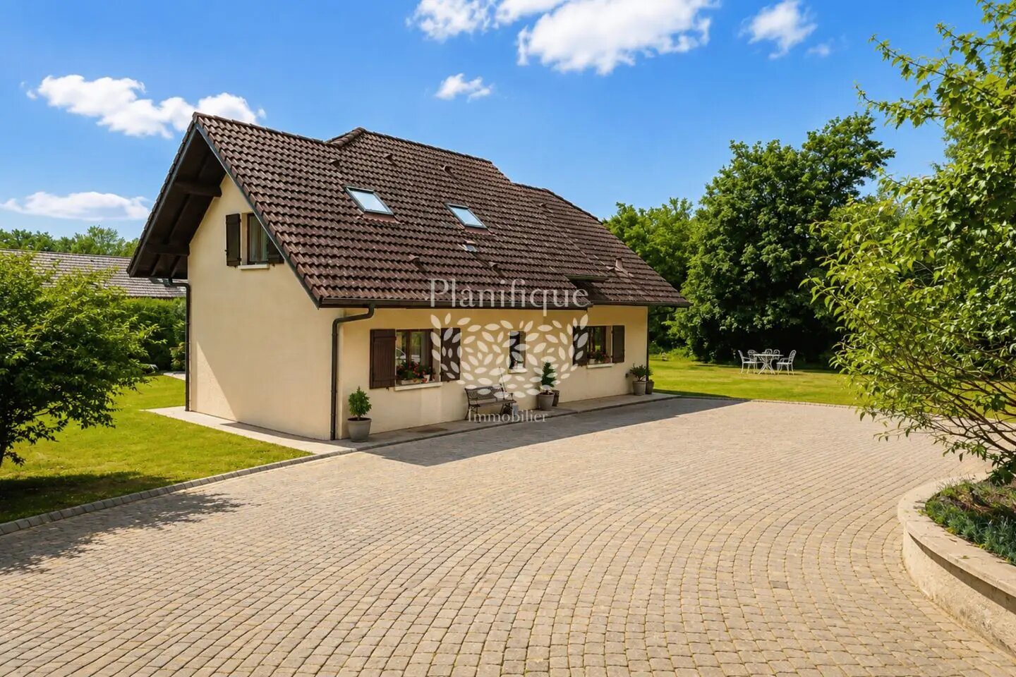 Maison à vendre, 177m², Divonne-les-Bains