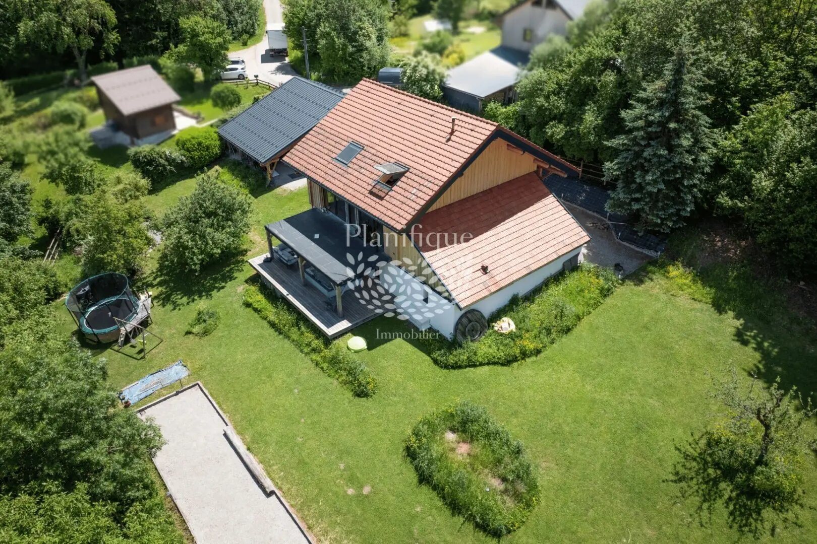 Maison à vendre, 274m², Saint-André-de-Boëge