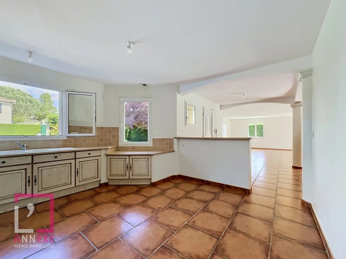 Maison à vendre, 165m², Massieux