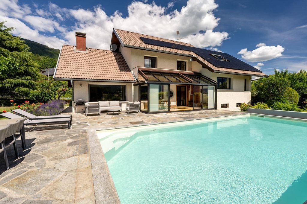 Maison à vendre, 250m², Saint-Jorioz