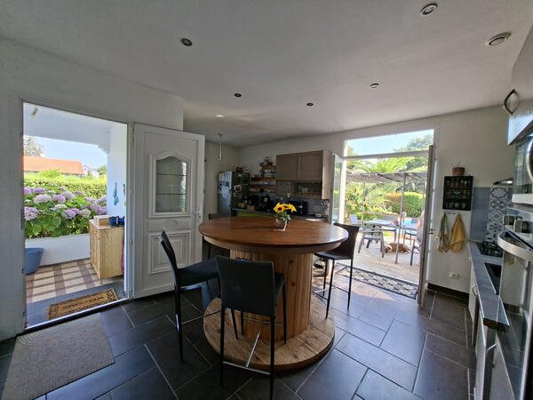 Maison à vendre, 158m², Pouillon