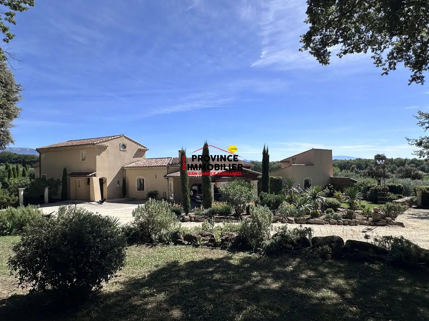 Maison à vendre, 255m², Grignan