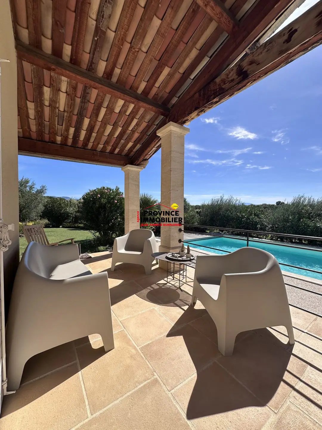 Maison à vendre, 255m², Grignan