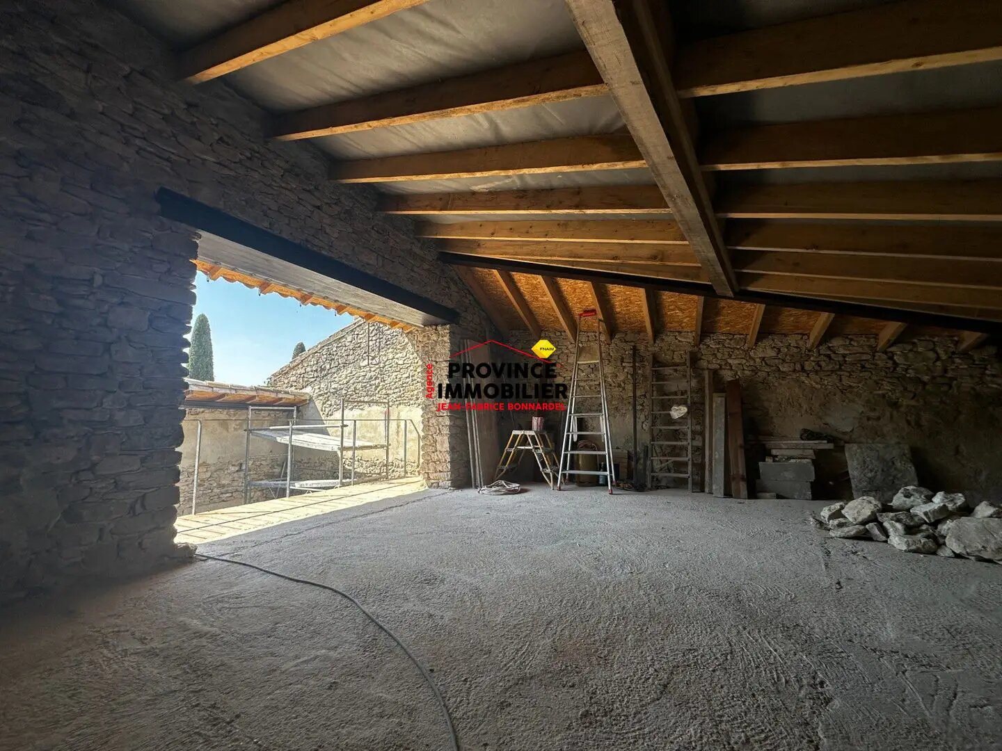 Maison à vendre, 188m², Taulignan