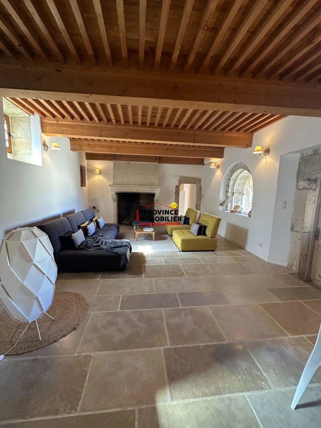 Maison à vendre, 412m², Saint-Restitut