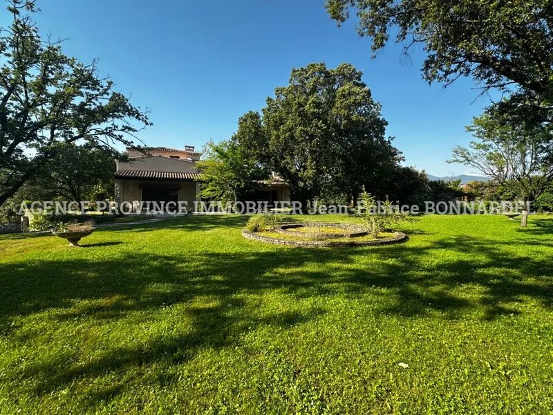 Maison à vendre, 650m², Valréas