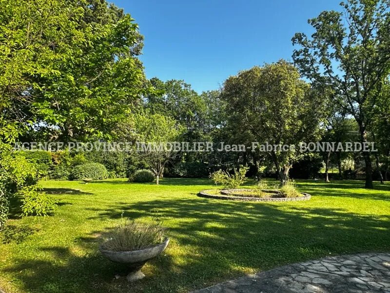 Maison à vendre, 650m², Valréas