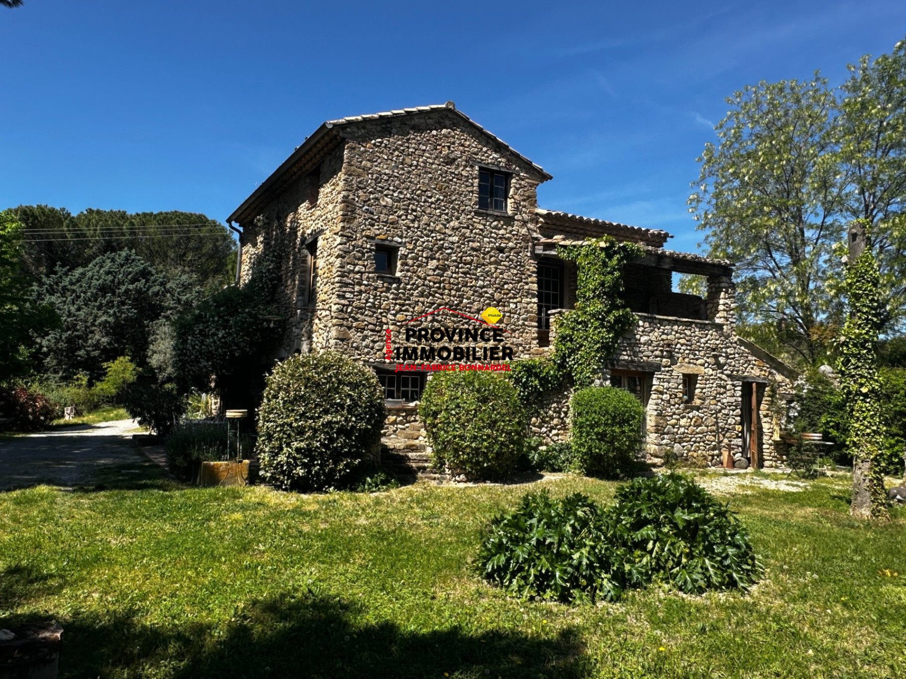 Maison à vendre, 260m², Nyons