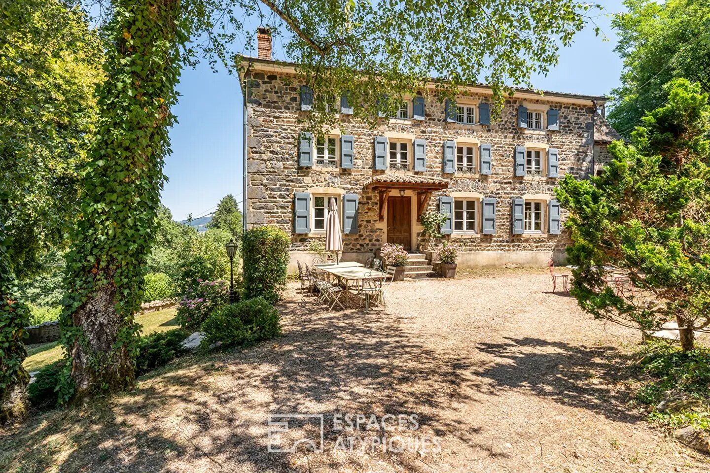 Maison à vendre, 225m², Saint-Didier-sur-Beaujeu