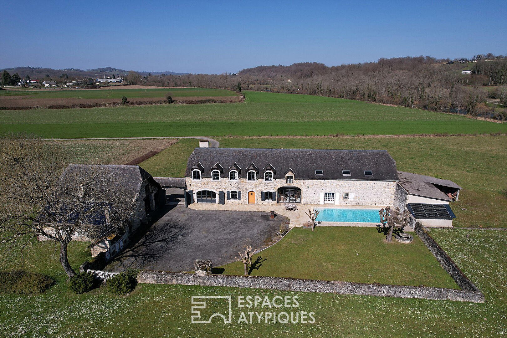 Maison à vendre, 364m², Igon
