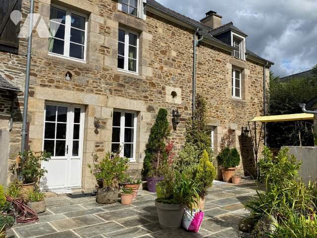 Maison à vendre, 210m², Langrolay-sur-Rance