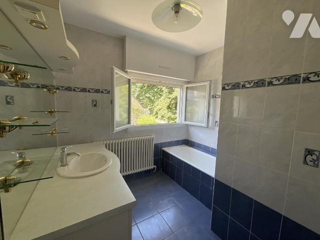 Maison à vendre, 121m², Quévert