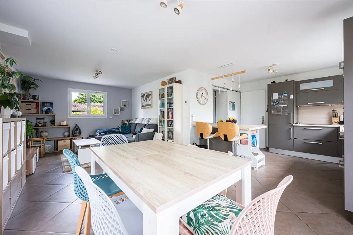 Maison à vendre, 82m², Poisy