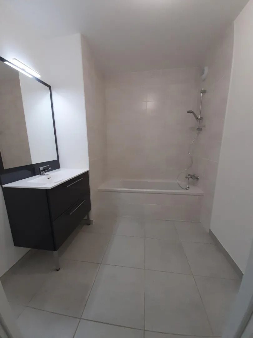 Appartement à louer, 45m², Crozet