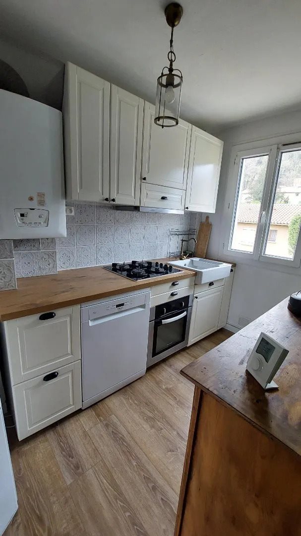 Appartement à louer, 66m², Saint-Romain-en-Gal